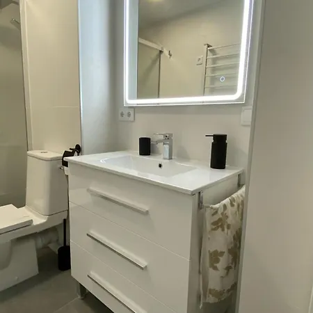 Azahar Museo Apartment *