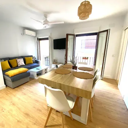Azahar Museo Apartment *